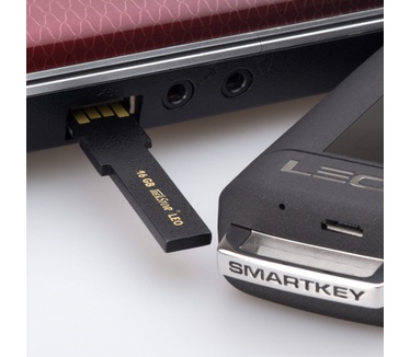 TrekStor LEO 16GB Zwart