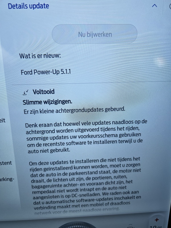 Afbeeldingslocatie: https://tweakers.net/i/SqparlLrp-DFawefCbP5tovYRfc=/x800/filters:strip_icc():strip_exif()/f/image/rILbBtFb1Wy0DjL1C6j3BJyS.jpg?f=fotoalbum_large
