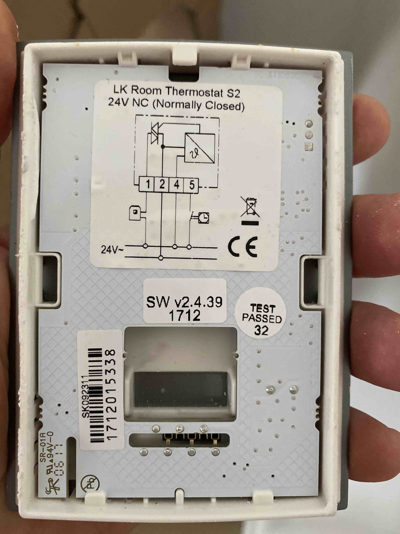 Afbeeldingslocatie: https://tweakers.net/i/SrX1fKljzruxmgwONMd_j9Tl4OM=/800x/filters:strip_icc():strip_exif()/f/image/9QDJyzQ81VjLhQE2Gb14KE5z.jpg?f=fotoalbum_large
