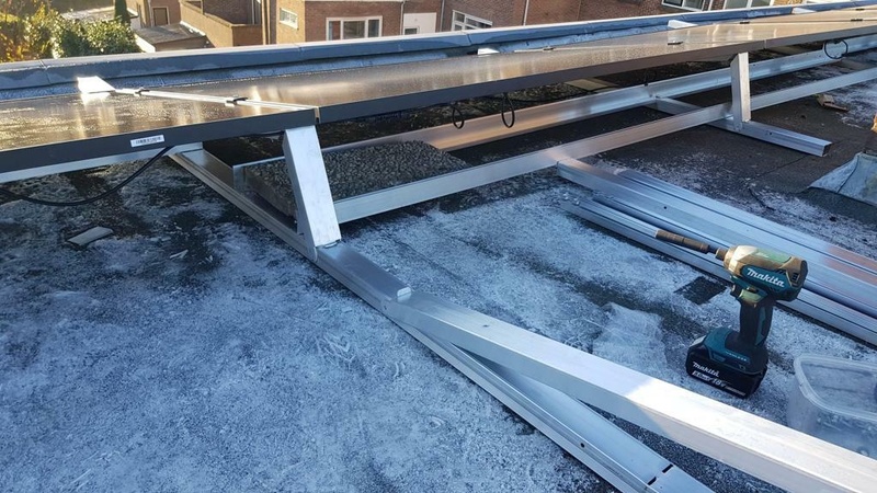 Afbeeldingslocatie: https://tweakers.net/i/SstBbGDeZ472V6Lhu3K42BIqChI=/800x/filters:strip_icc():strip_exif()/f/image/xqjoWoMb7HlU7tVFS73bb7u8.jpg?f=fotoalbum_large