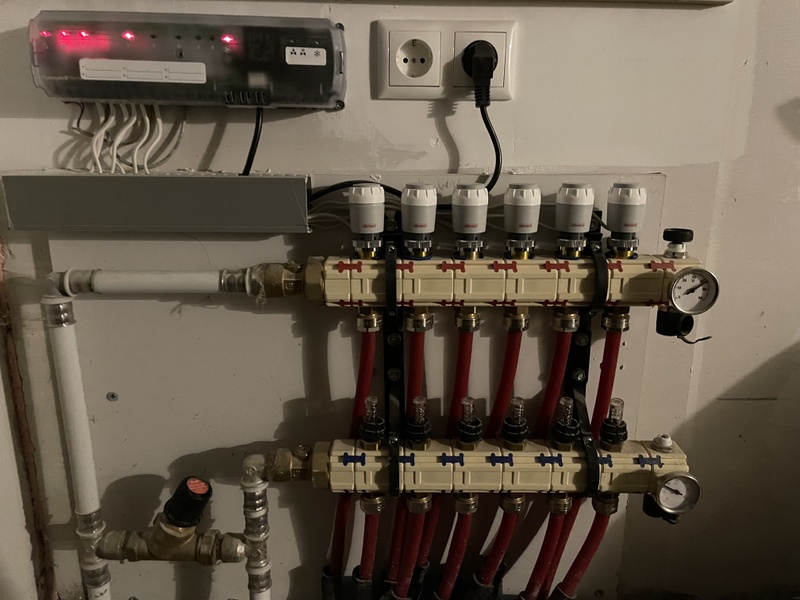 Afbeeldingslocatie: https://tweakers.net/i/StwUtWu1Po-szNSv54xeWM6qig8=/800x/filters:strip_icc():strip_exif()/f/image/biVLsefc79iTix3gZsuJouZy.jpg?f=fotoalbum_large