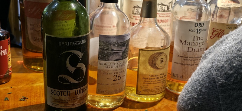 Afbeeldingslocatie: https://tweakers.net/i/SuqeyrDq3Mr_PPHpcuBhG4o7cUg=/800x/filters:strip_icc():strip_exif()/f/image/N0E1bCsFmHpoS8wetmvFxiOe.jpg?f=fotoalbum_large