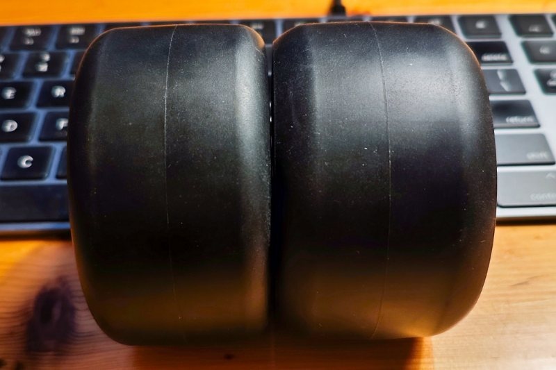 Afbeeldingslocatie: https://tweakers.net/i/SvFZbAZzQRIQBiAOL6YgYIjWZ_o=/fit-in/4920x3264/filters:max_bytes(3145728):no_upscale():strip_icc():strip_exif()/f/image/v50JPH52Oyar9JbPzpVncdMS.jpg?f=user_large