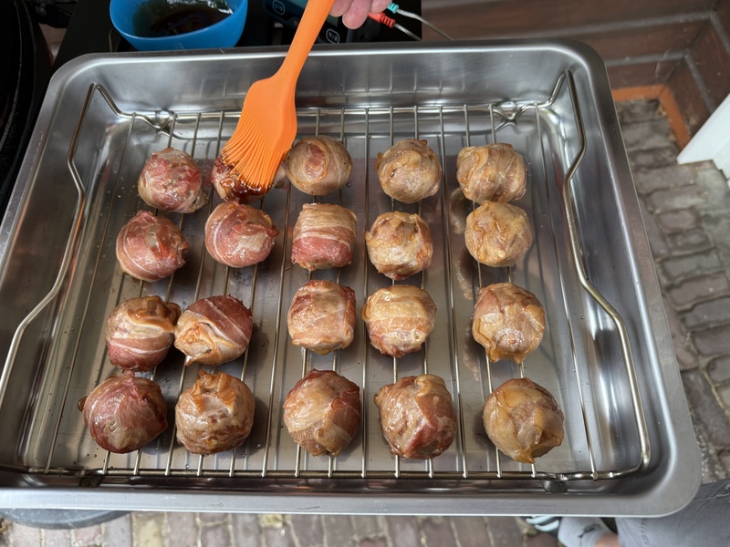 Afbeeldingslocatie: https://tweakers.net/i/T0spNCcHE71ipZHqWgR4cYUvu9k=/800x/filters:strip_icc():strip_exif()/f/image/oLIHEiqv6pDcXpNeka2XGrAy.jpg?f=fotoalbum_large