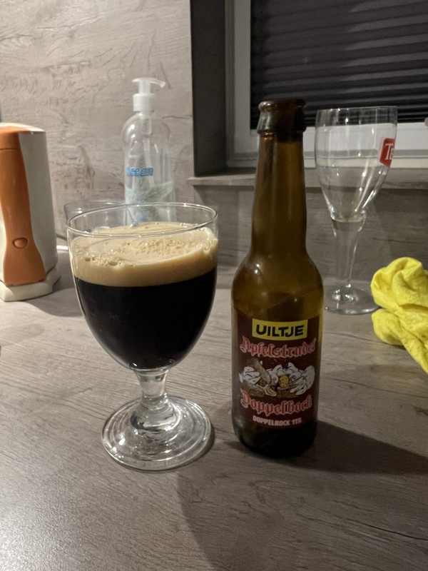 Afbeeldingslocatie: https://tweakers.net/i/T1GlfGeC_1oFoBUzPMe9QlqyFo0=/x800/filters:strip_icc():strip_exif()/f/image/RP0lfzMK3nnZmSTYeKFWze0r.jpg?f=fotoalbum_large