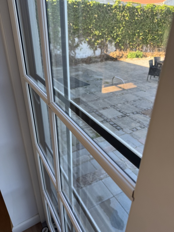 Afbeeldingslocatie: https://tweakers.net/i/T1dW6fmbDz35c_L3QjB_JlCQIIk=/x800/filters:strip_icc():strip_exif()/f/image/OWCJtNK6S81LhsjUIPcd6Wzs.jpg?f=fotoalbum_large