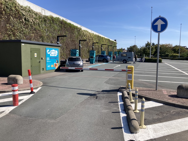 Afbeeldingslocatie: https://tweakers.net/i/T4IvWxH8gXtSWDAX7Nt5gyLOBZY=/800x/filters:strip_icc():strip_exif()/f/image/T0tE4nQIMcxoCb9cQn038GrT.jpg?f=fotoalbum_large