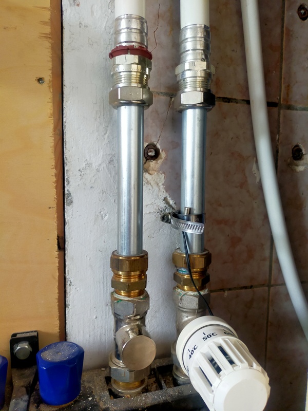 Afbeeldingslocatie: https://tweakers.net/i/T5bzvttkncnH-f2dSp1e-2ik0fA=/x800/filters:strip_icc():strip_exif()/f/image/v035NQD53eBRI7ZEXdT0en9k.jpg?f=fotoalbum_large