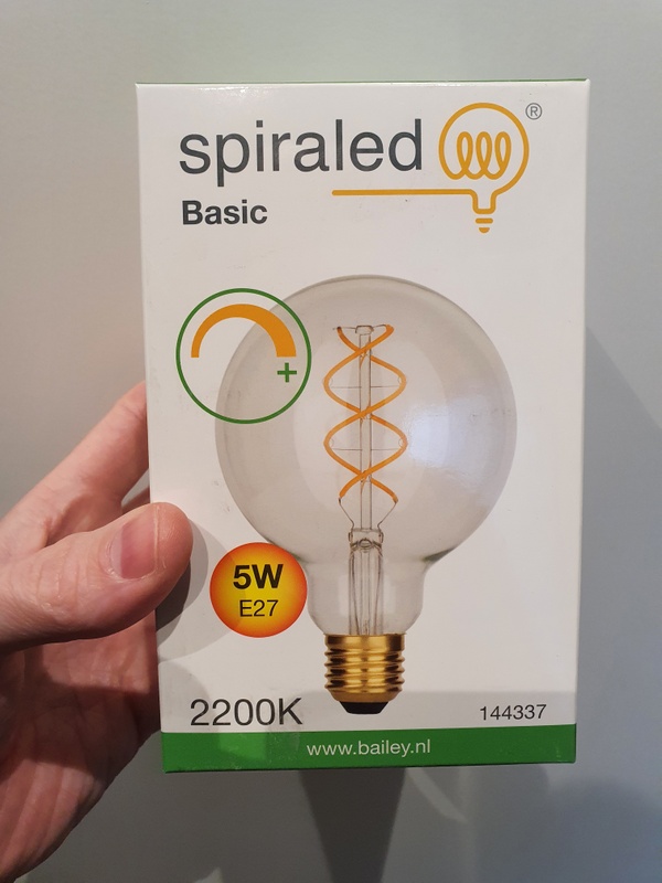 Afbeeldingslocatie: https://tweakers.net/i/TGN81Qdp8_I0n8cFJ378E78xRQs=/x800/filters:strip_icc():strip_exif()/f/image/46hxl5Y26qqfYdx383jkOvEp.jpg?f=fotoalbum_large