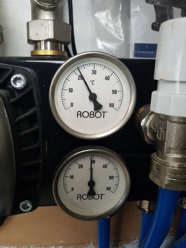 Afbeeldingslocatie: https://tweakers.net/i/TGhASZW6Ta5D-N5HKgMk_KoalPw=/x800/filters:strip_icc():strip_exif()/f/image/DCGvQmNDIUq8HI9yVflh0nJM.jpg?f=fotoalbum_large