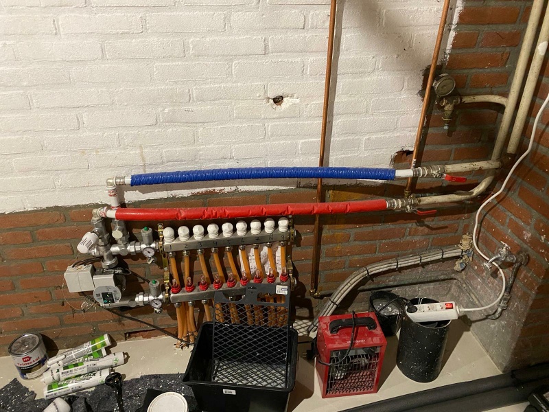 Afbeeldingslocatie: https://tweakers.net/i/THFrJOZo7t9zNJS3OwsHsHU40BA=/800x/filters:strip_icc():strip_exif()/f/image/W3MRg1I5ZFQBtLIn0wQkA68i.jpg?f=fotoalbum_large