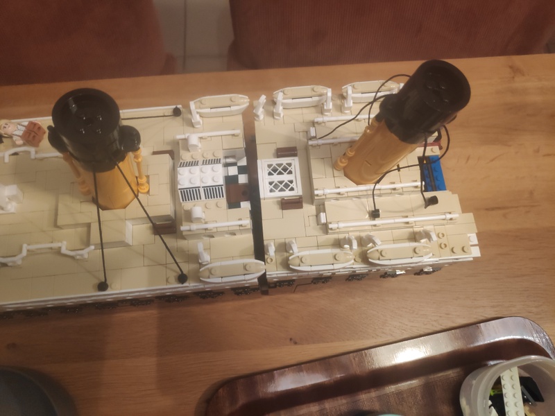 Afbeeldingslocatie: https://tweakers.net/i/TJ_5Kb7eySB1XL51ssFgHFMhwrw=/800x/filters:strip_icc():strip_exif()/f/image/ezqD2yYTNCwbtxyBssMVmzRU.jpg?f=fotoalbum_large