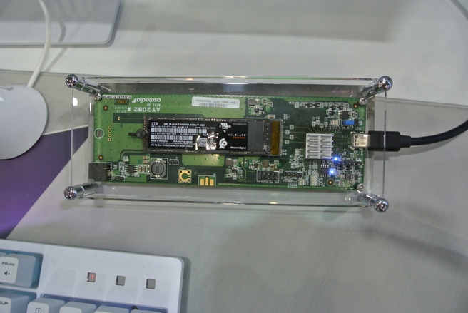 Prototype van een externe ssd-behuizing met een WD Black SN850X-ssd