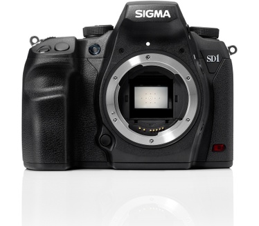 Sigma SD1 Merrill + 17-50mm f/2.8 EX DC OS HSM Zwart
