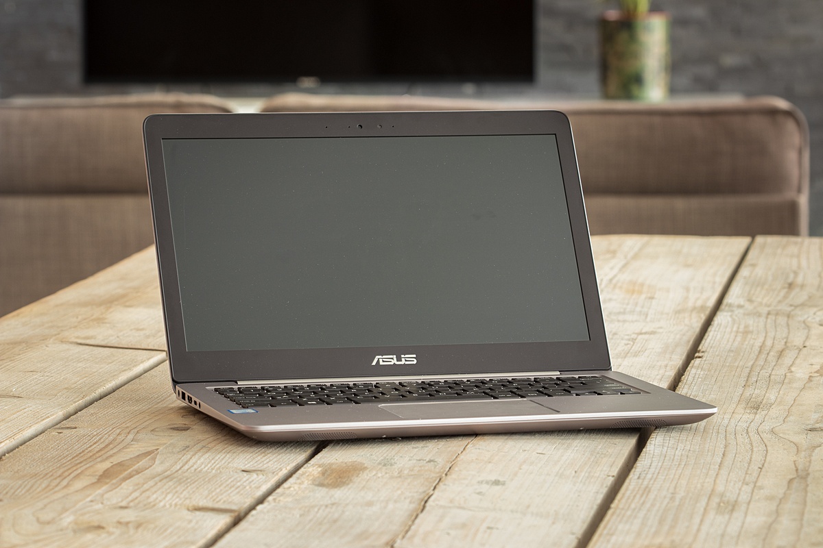 Asus ZenBook UX310 Review - Tweakers
