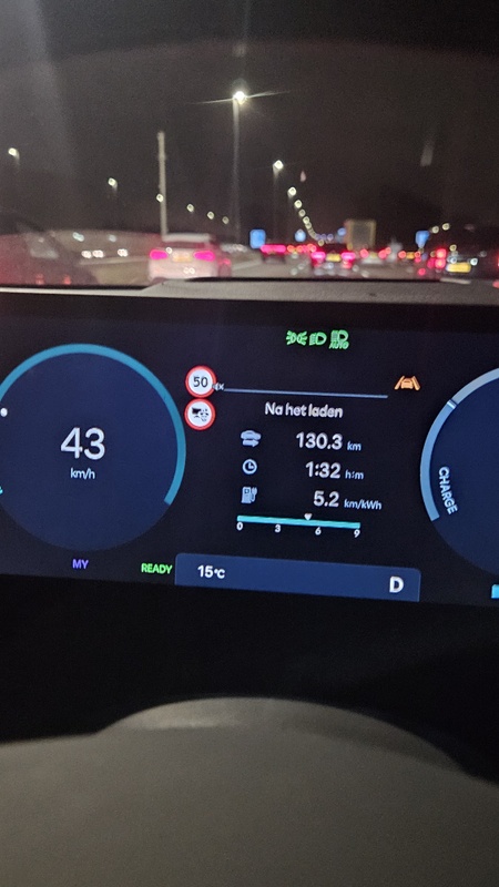 Afbeeldingslocatie: https://tweakers.net/i/TP6zpL-2Wq7IROovJe5bgi0LkR4=/x800/filters:strip_icc():strip_exif()/f/image/iyn3q13RIYfUaqDZWJJb4XT4.jpg?f=fotoalbum_large