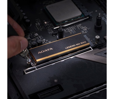 Adata LEGEND 960 MAX