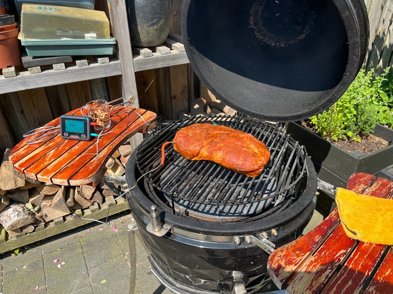 Afbeeldingslocatie: https://tweakers.net/i/TULI5zQp9p1O3TmwChZhpv7Fq60=/full-fit-in/4920x3264/filters:max_bytes(3145728):no_upscale():strip_icc():fill(white):strip_exif()/f/image/MhBmU97qoyFANuKo4uk0kHZm.jpg?f=user_large