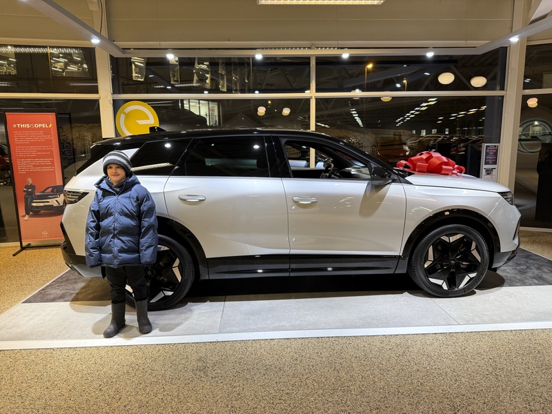 Afbeeldingslocatie: https://tweakers.net/i/TUoUXOYiiUC_xO6VKQXPyw2uZ20=/800x/filters:strip_icc():strip_exif()/f/image/YcHp6bBfc6246c3uhRd3gUBV.jpg?f=fotoalbum_large