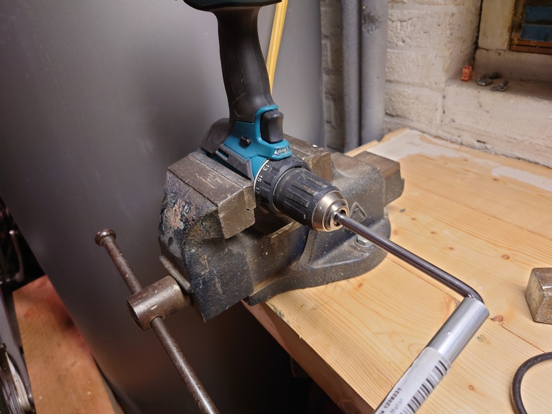 Afbeeldingslocatie: https://tweakers.net/i/TZZXcNGFHi03Sxg7AqFNI-HUEbM=/800x/filters:strip_icc():strip_exif()/f/image/assEmSGljeFHEv5nAUf8qwXw.jpg?f=fotoalbum_large