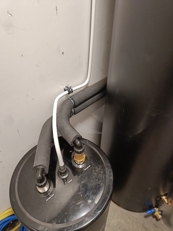 Afbeeldingslocatie: https://tweakers.net/i/Te0l8AAsIjJaYPDIAgWx8zVpnvk=/x800/filters:strip_icc():strip_exif()/f/image/KkyCyjTYhVLrnmh1ms7BEwiI.jpg?f=fotoalbum_large