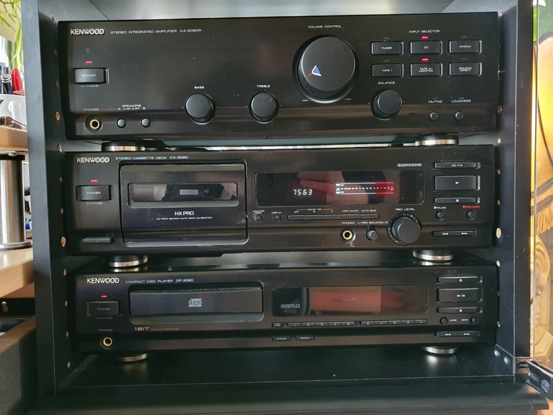 Afbeeldingslocatie: https://tweakers.net/i/TiN3Do-hpWiudwxp-RHCJm8sOGo=/800x/filters:strip_icc():strip_exif()/f/image/ryaFuy9BKlFoD1WsQjz68dXU.jpg?f=fotoalbum_large