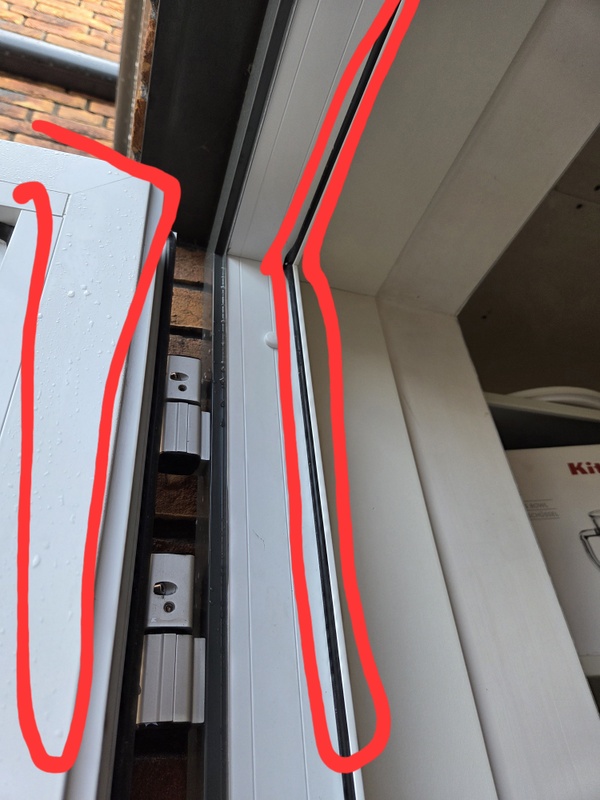 Afbeeldingslocatie: https://tweakers.net/i/TiOfgbKJ6tDiJsW7D4sPhQa0Dxw=/x800/filters:strip_icc():strip_exif()/f/image/moziwNKQvBKj0Vy16aLN8Yc1.jpg?f=fotoalbum_large