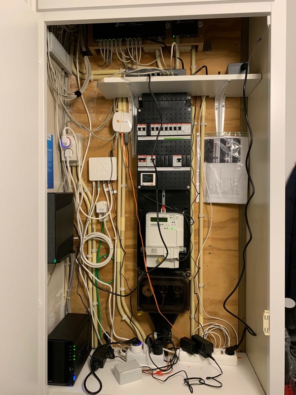 Afbeeldingslocatie: https://tweakers.net/i/Tlc1uUj3PJ9bSnPmc_ZS0eKjYYI=/x800/filters:strip_icc():strip_exif()/f/image/sQffocIHOutNE3idOiMXChVq.jpg?f=fotoalbum_large