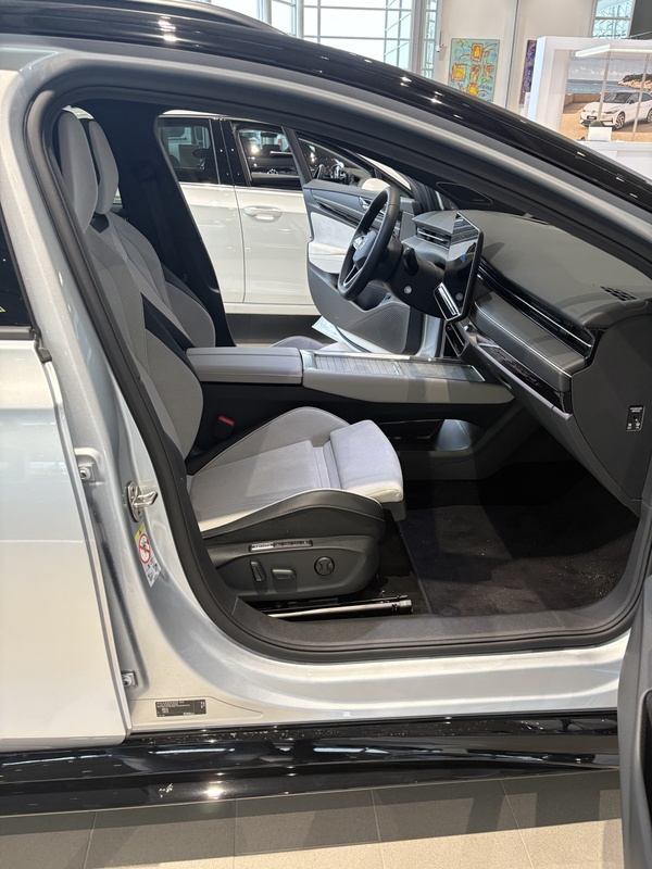 Afbeeldingslocatie: https://tweakers.net/i/TmIhbgsVc4vO7s6XD1101cXl3mQ=/x800/filters:strip_icc():strip_exif()/f/image/UYVDfAcOKyDIqVML5eeB5UEt.jpg?f=fotoalbum_large