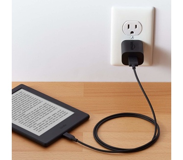 AmazonBasics 7A82V4