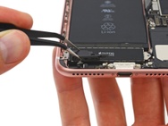 iFixit-teardown van iPhone 7 Plus