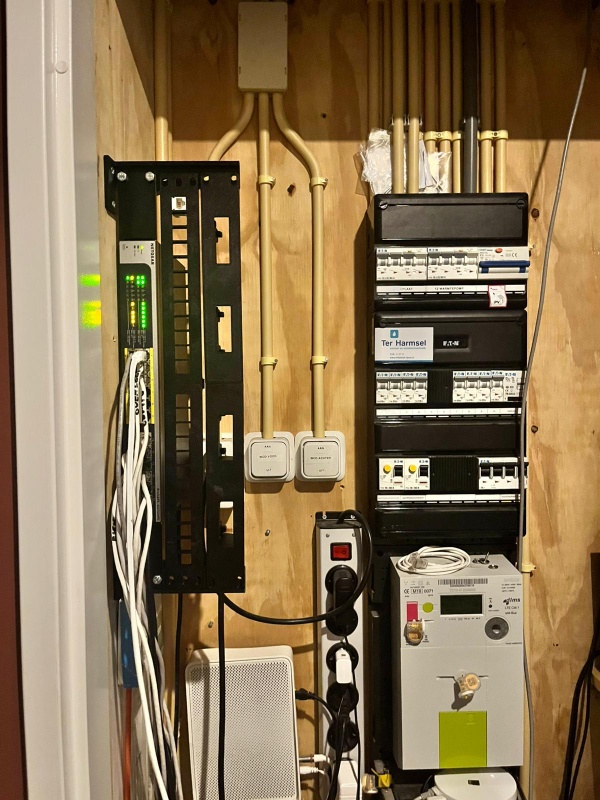 Afbeeldingslocatie: https://tweakers.net/i/Tp4wjZHcykyYtCbPAyNIr1IwpRA=/x800/filters:strip_icc():strip_exif()/f/image/Xqc3XUieFg0rxD1ZOcCMJMeC.jpg?f=fotoalbum_large