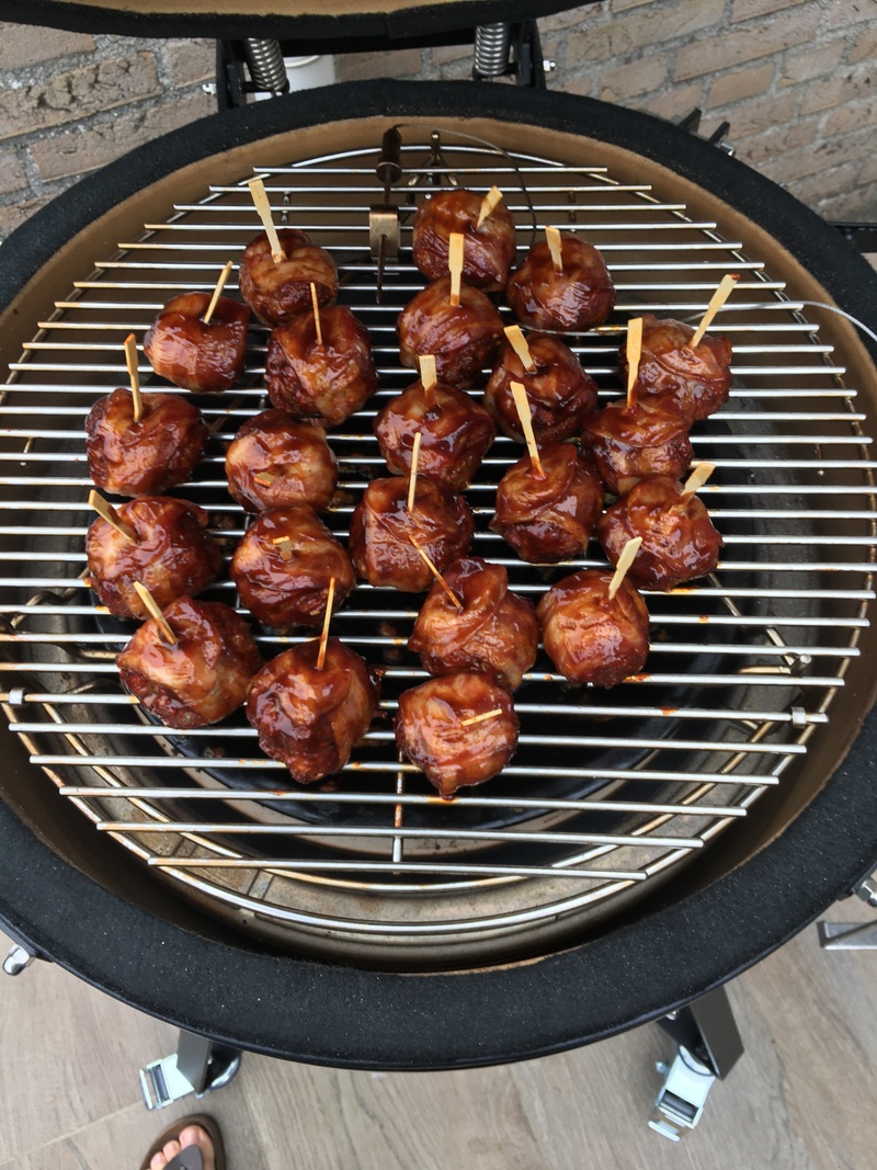 Afbeeldingslocatie: https://tweakers.net/i/Tv3Ss3APCi9X03nlilaH6kAq3zc=/800x/filters:strip_icc():strip_exif()/f/image/iX9yTCzbgsqooNFwsoTWqfub.jpg?f=fotoalbum_large