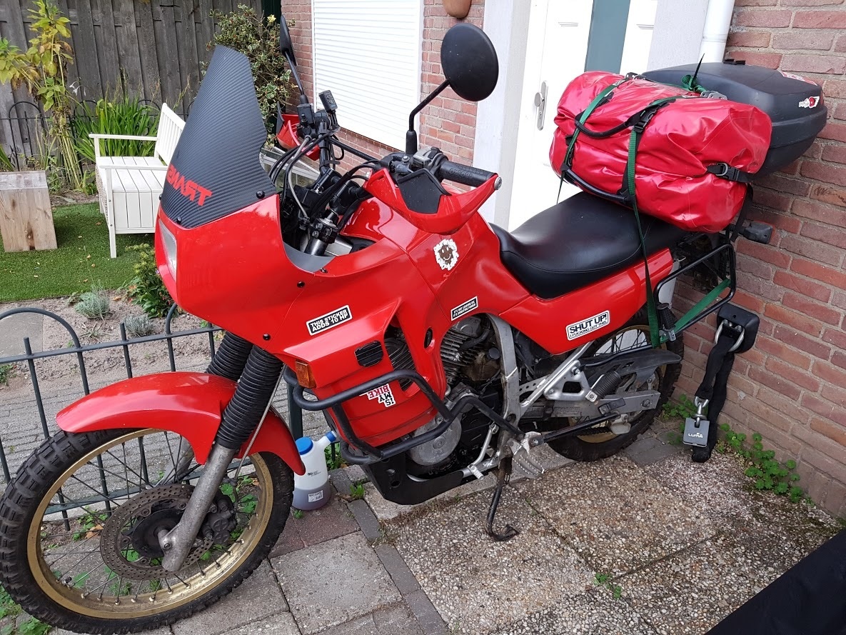 Afbeeldingslocatie: https://tweakers.net/i/TyiHb81zaL3au6s8xfi2o53KCUQ=/f/image/aRC8THvZjBRs6yC4hWXzXqga.jpg