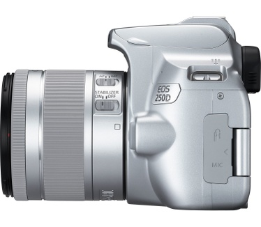 Canon EOS 250D + 18-55mm f/4-5.6 Zilver
