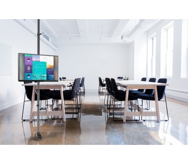Newstar flatscreen vloer-tot-plafondsteun