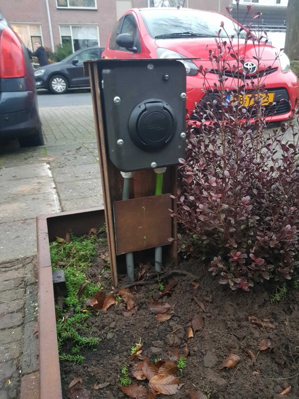 Afbeeldingslocatie: https://tweakers.net/i/U2xuWeAhmUOmvvIsWhWn5Vsi12w=/x800/filters:strip_icc():strip_exif()/f/image/qDJRDsAFYpa4YHHsHwxrWZUJ.jpg?f=fotoalbum_large