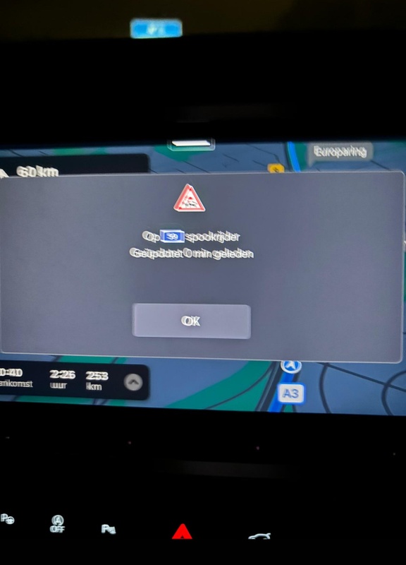 Afbeeldingslocatie: https://tweakers.net/i/U3BWFvhPWL6kVvLcLRIQrqV-Aik=/x800/filters:strip_icc():strip_exif()/f/image/BuZrUowbeZuf9Cpj1wi8EXqv.jpg?f=fotoalbum_large