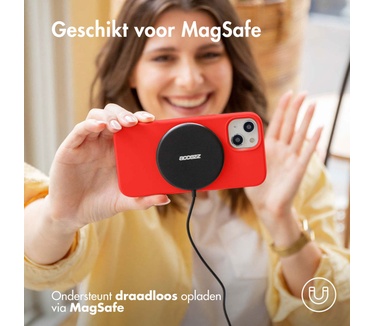 Accezz Liquid Silicone Backcover met MagSafe iPhone 15 Pro - Rood