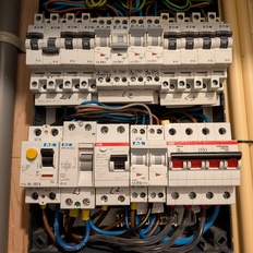 Afbeeldingslocatie: https://tweakers.net/i/U75vFiWhL_ayuQpbRI3opnq8VmQ=/232x232/filters:strip_icc():strip_exif()/f/image/YNf8lSsQFsF4cU2IGO7E7Goj.jpg?f=fotoalbum_tile