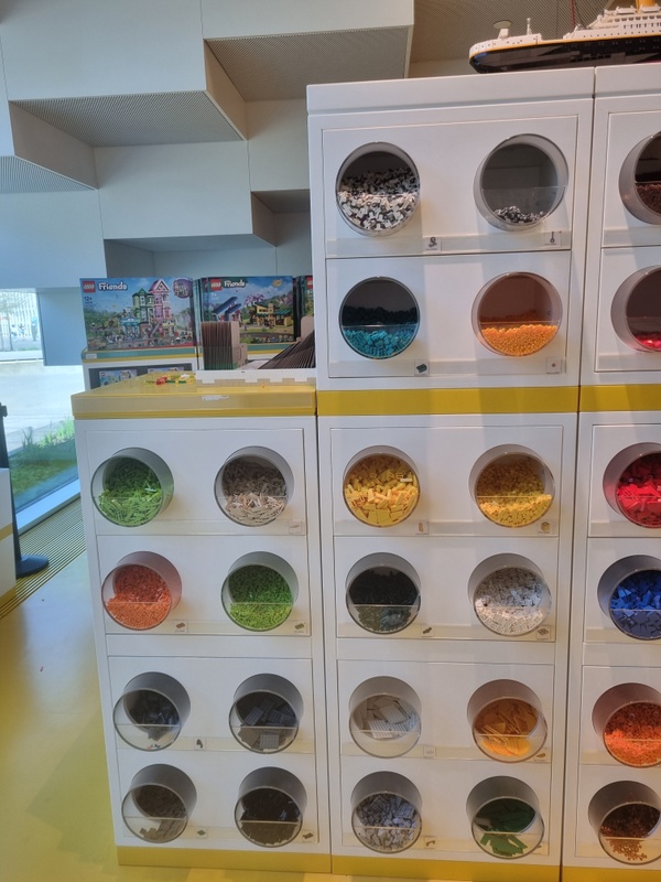 Afbeeldingslocatie: https://tweakers.net/i/U8yFBCPyYl14LHcGHNpDMroIjgc=/x800/filters:strip_icc():strip_exif()/f/image/xa15pbyghZfeyoZwrHogFlI1.jpg?f=fotoalbum_large