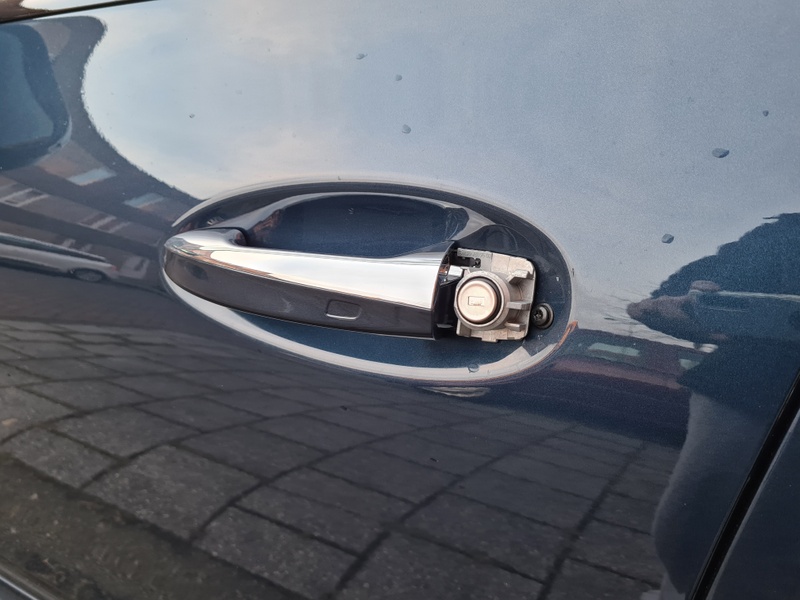 Afbeeldingslocatie: https://tweakers.net/i/UBei_KmG0FvVkvFRetAkVCopWIU=/800x/filters:strip_icc():strip_exif()/f/image/zdfQdXrlItzBCpcPXdtJYJ8s.jpg?f=fotoalbum_large