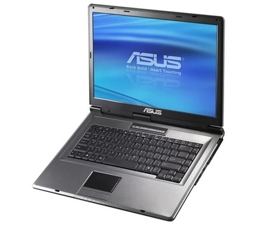 Asus X51L-AP035A