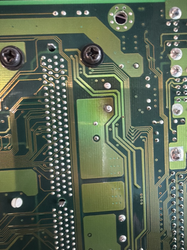 Afbeeldingslocatie: https://tweakers.net/i/UOHr0Xhiqy7K9OikqDll0pcf7bI=/x800/filters:strip_icc():strip_exif()/f/image/Hjn2ZDg0lqlSkpNHnxAoWwpp.jpg?f=fotoalbum_large