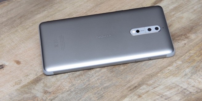 Nokia 8 