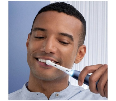 Oral-B iO Series 7N Sapphire Blue
