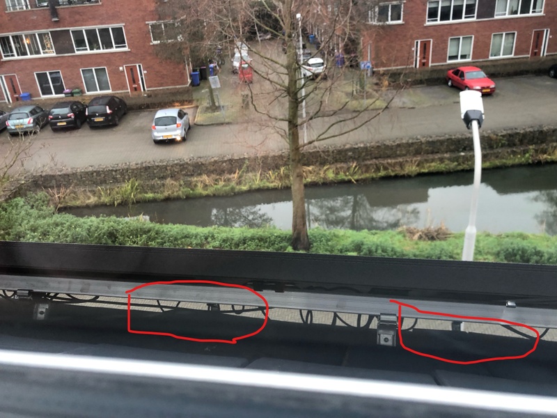 Afbeeldingslocatie: https://tweakers.net/i/URG6PXDdzh-VpJzOJqULSUA3nUQ=/800x/filters:strip_icc():strip_exif()/f/image/VhcLoNmWyMbsn1D3ouNb1idG.jpg?f=fotoalbum_large