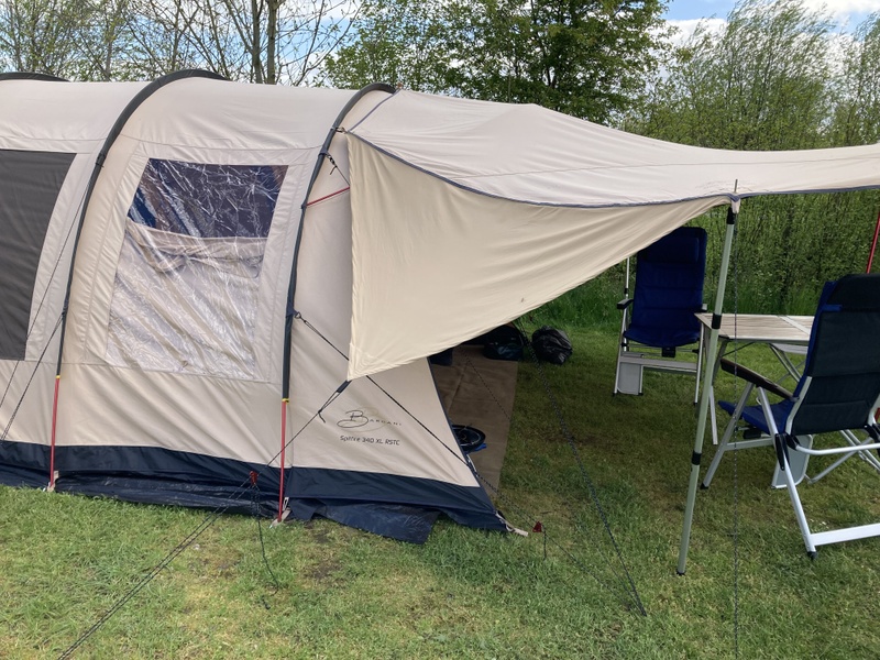 Afbeeldingslocatie: https://tweakers.net/i/USh6BO1accG8RqYvd_tFOBRARw4=/800x/filters:strip_icc():strip_exif()/f/image/0CgbfnMsotscF6Kttsi8JfaM.jpg?f=fotoalbum_large