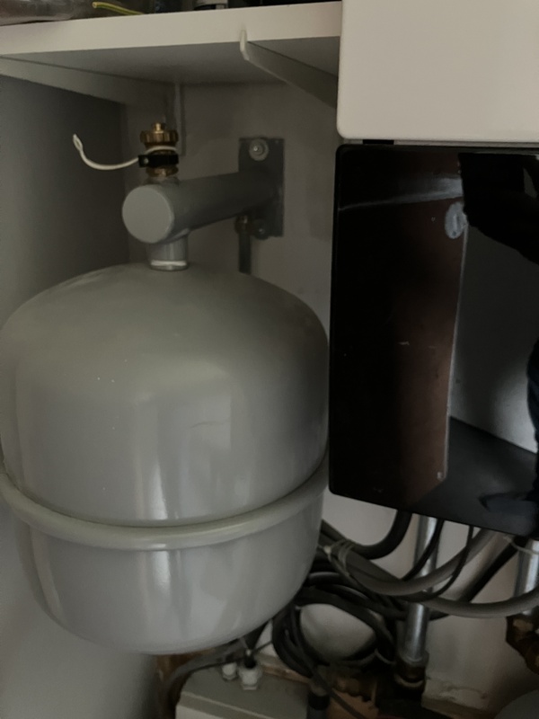 Afbeeldingslocatie: https://tweakers.net/i/UV0iBwmA_VF-g_v8-XtwQk4dhV4=/x800/filters:strip_icc():strip_exif()/f/image/0v6i8GyLv3OrzHevtMyJywBA.jpg?f=fotoalbum_large