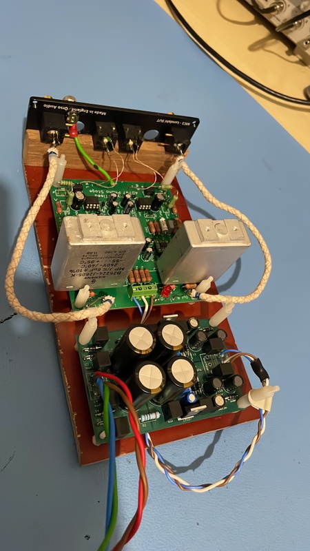 Afbeeldingslocatie: https://tweakers.net/i/UWgJEWIY9rhbFgePPDvQjo8ZAl4=/x800/filters:strip_icc():strip_exif()/f/image/nwHA8QaFC2Ef5aXGh8xvo33D.jpg?f=fotoalbum_large